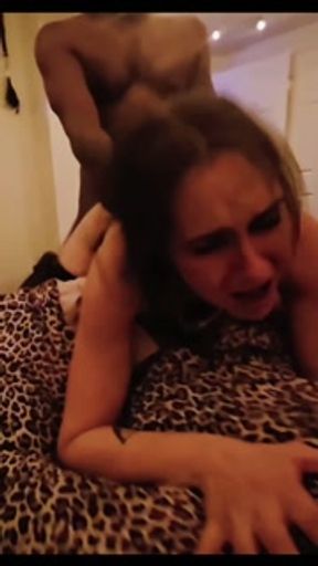 Cum slut wife Dirty_Ruth takes back shots at a swinger party