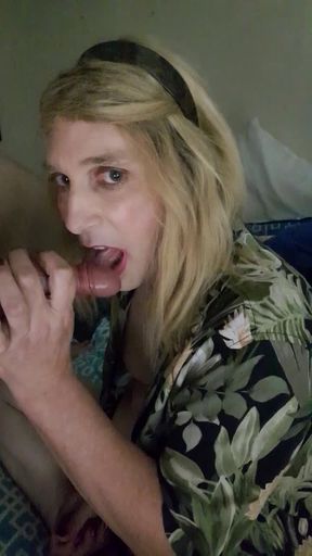 Love feeling a cock pumping deep in my throat