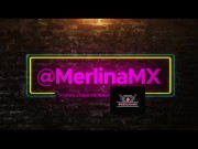 Esposa Tetona Mexicana Se Calienta en El Tubo tocando su Vagina