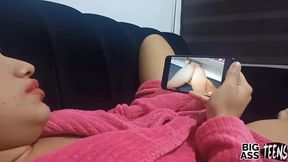 hot stepsister gives him a handjob and gets a rich reward