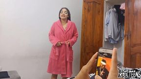 hot stepsister gives him a handjob and gets a rich reward