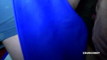 un gang bang en backroom avec du fist