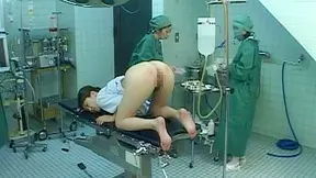 Enfermera Japonesa MILF Lo Da Todo Con Su Doctor En Cámara