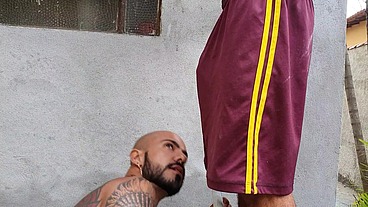 O pedreiro dotado e o ajudante puto