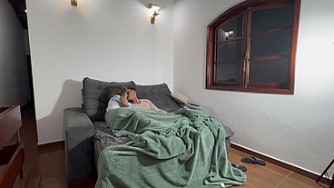 FUDENDO A ESPOSA ENQUANTO O CORNO ASSISTIA. - PARTE I