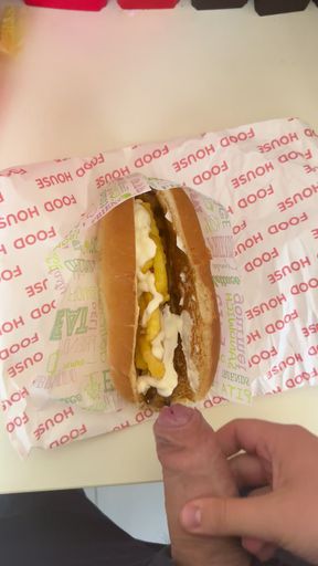 Need more mayonnaise in my lunch a.k.a. Cum on sanwich