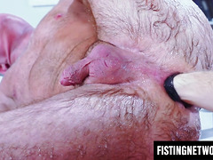 Brian Bonds fists boss Dale Savages ass to please him