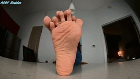Shy latina juicy soles back, SOLE FETISH!! - MOV