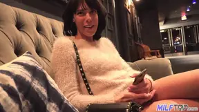 Skinny single mom Lexi Foxy fucks younger guy in Las Vegas