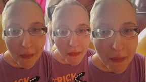 ASMR Bubble Gum - ASMR, Bubble Gum Fetish, Eye Glasses Fetish, Lip Fetish