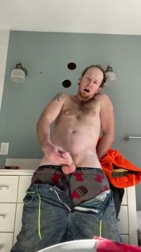 Construction worker  solo ginger  uncut with cum shot