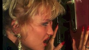 Room Service: a Waiter for 2 Cum-thirsty Sluts