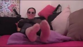 Tempting Nylon Feet: Engaging JOI with Christine-Hot in Playful German Style