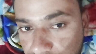 Harter Sex Masturbation, hart, Küssen, Hindi, Voyeur – Nahaufnahme eines selbstgemachten Films eines masturbierenden indischen Amateur-Schwulen