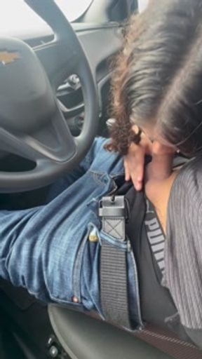 Mamada en el coche
