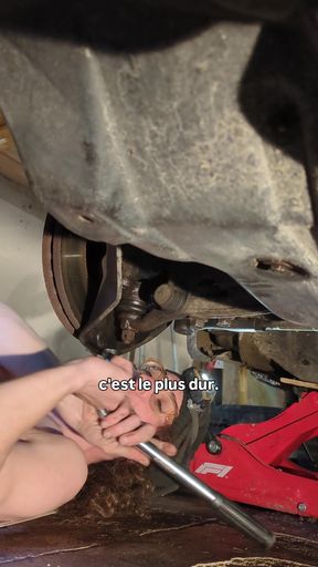 Mechanic Naked on My Car