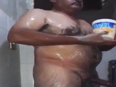 Str8 pakistani daddy shower time