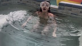 Kilo above water POV masks & goggles try on breath holds + masturbation