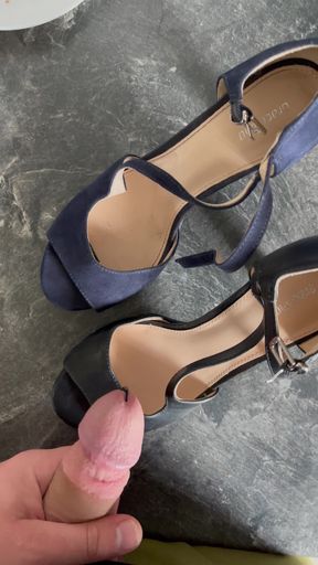 I love worn heels