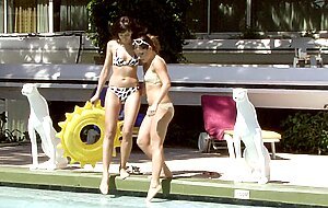 Sapphicerotica, avidat, britta.swimmers seduced