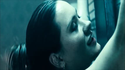 Cyd Schulte as Hot Babe - The Flock (2007)