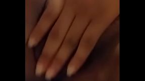 Mi prima  brasile&ntilde_a se hace una al nombre m&iacute_o