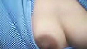 Filipina MILF takes ten bucks for showing me her natural tits