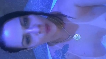 THIARA FOX NA BANHEIRA PARTE 1
