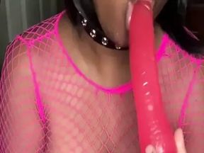 Nerdy Busty Ebony Babe Sucking on a Dildo
