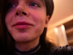 Young amateur teen in solo masturbation getting kinky
