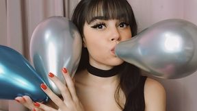 BRASILEIRA GOSTOSA ENCHENDO BALOES DE ALUMINIO SUPER GRANDES
