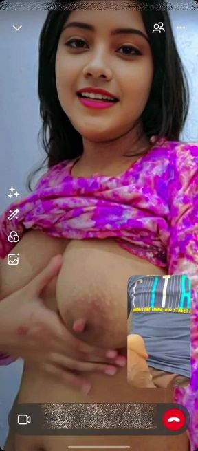 Desi Cute Aunty Video Call Sex Chat, Fingerings on Video Call