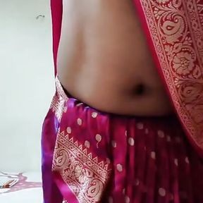 Wear red saree