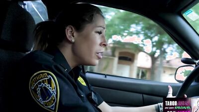 FreeUse StepMommy wants to Fuck - Nikki Brooks