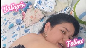 Cute wife in lingerie gets cock in the vulus and enjoys it