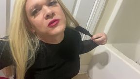 Webcam hottie shemale in sexy Red stockings high heels trying to get them involved to make her cum
