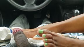 Reesha green toes car footjob