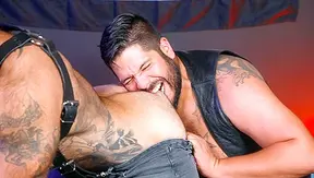 Wild Bearback Romance Beneath Starlit Skies – Atlas Lanz Ignites Night Heat – 18+