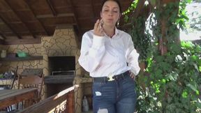 gorgeous ass in jeans