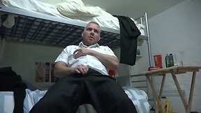 British Bear`s Solo Show: Muscular Frame & Seductive Moves