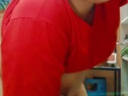 Quickie Kantutan kay Madam Habang Nagluluto sa Kusina