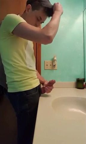 Big-Cock Latin Hunk Jerks Off in Bathroom
