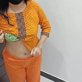 Desi Bhabhi Removing Her Clothes To Show Her Beautiful Nude Body