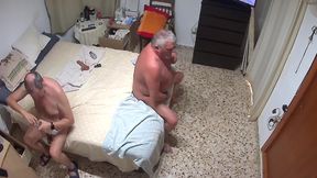 Mature Bareback on Bed