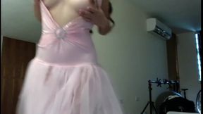 #JulietUncensoredRealityTV Season 2 24: Pissing &amp_ Dancing Asian