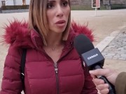 Littleangel84 - Baisée dans un sexshop de Nantes - avec le Journal du Hard ! S05E09