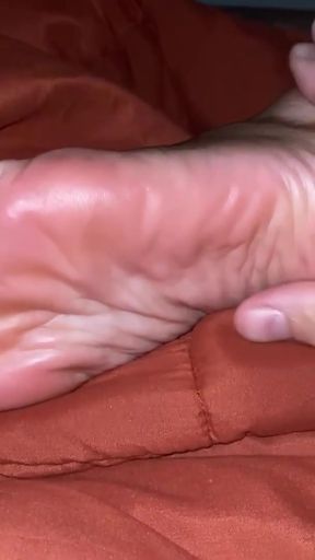 Sneaky stepNephew Licks &amp; Worships stepAunt's Sexy Sleepy Feet - Roleplay   Clip 1