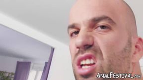 Bubble butt Canela Skin missionary fucked after intense BJ