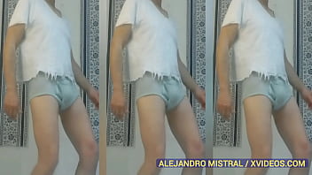 V&iacute_deo fetiche en trusa verde Alejandro Mistral