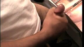 Str8 Boy Bathroom Suck Off